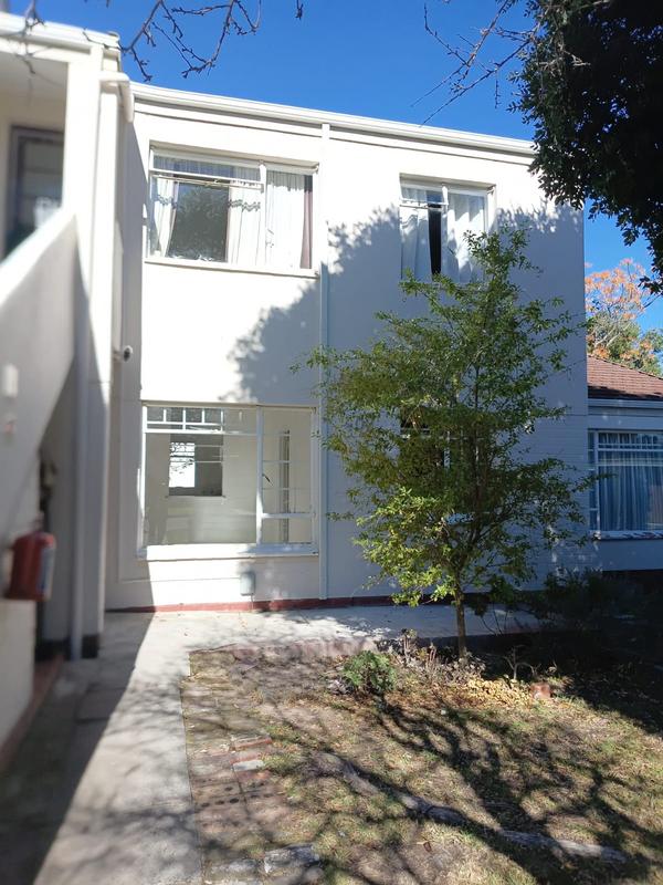 To Let 1 Bedroom Property for Rent in Bergvliet Western Cape